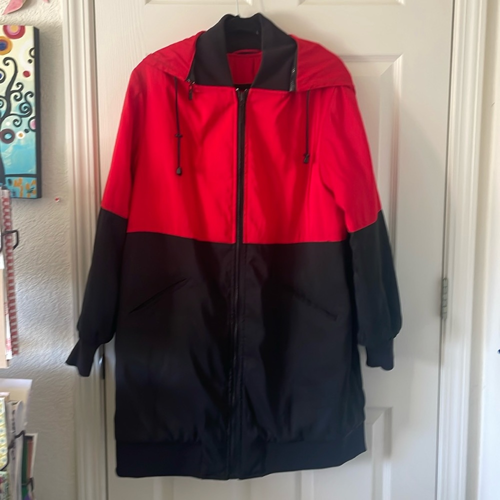 Mycra Pac Reversible Rain Trench Coat Removable Hood Travel M / L Black And Red